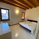 Veronetta 52 Apartman Verona