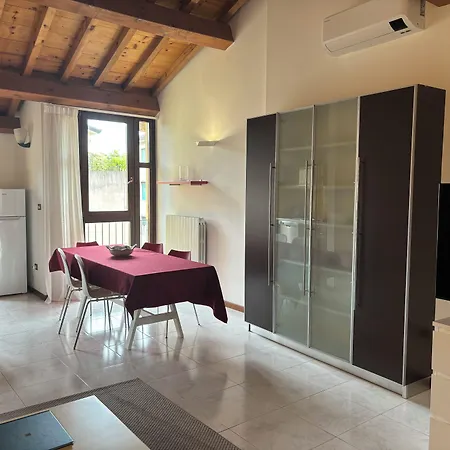 Veronetta 52 アパート ヴェローナ